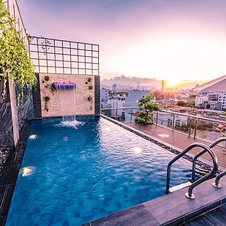 Laurel Danang Apartment エクステリア 写真